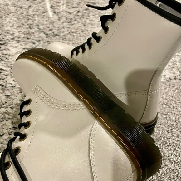 DR MARTENS COMBAT BOOTS WHITE 1460 AIRWAIR RUGGED SZ 3Y Woman5 BIKER CORE MOTO - Picture 9 of 16